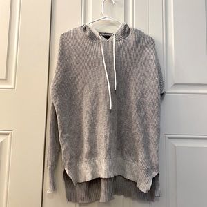 American Eagle hooded sweater